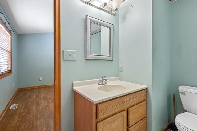 5684 Dove Dale Avenue, Portage, IN 46368