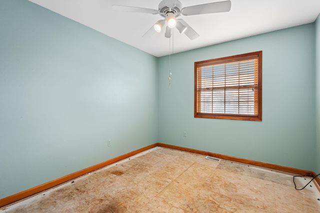 5684 Dove Dale Avenue, Portage, IN 46368