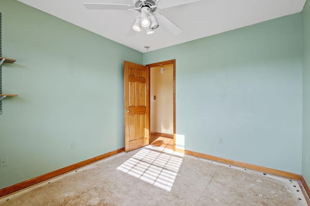 5684 Dove Dale Avenue, Portage, IN 46368