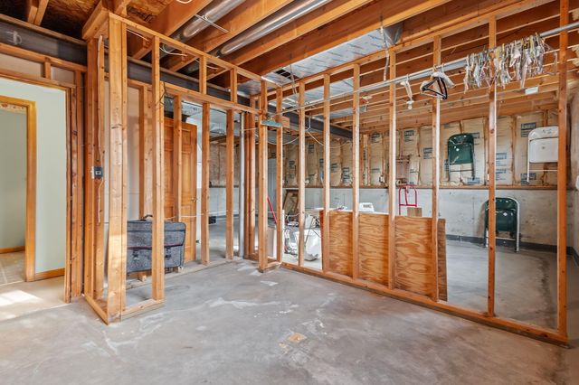 5684 Dove Dale Avenue, Portage, IN 46368