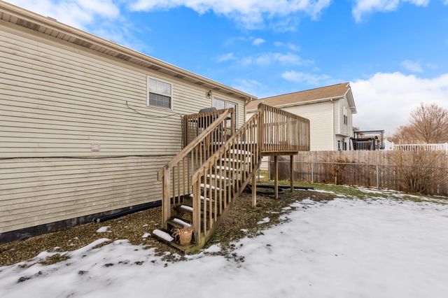 5684 Dove Dale Avenue, Portage, IN 46368