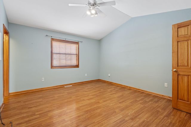 5684 Dove Dale Avenue, Portage, IN 46368