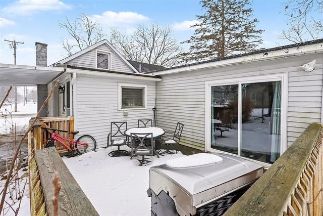 702 S Davis Street, Vicksburg, MI 49097