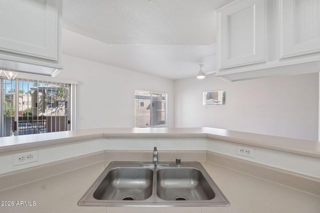 4644 N 22ND Street 2117, Phoenix, AZ 85016