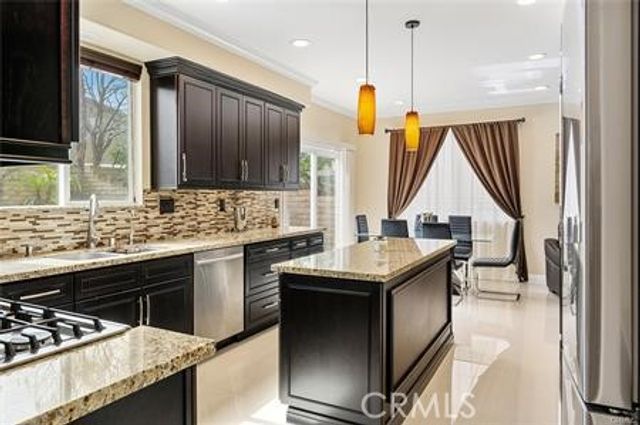 25724 Lewis Way, Stevenson Ranch, CA 91381