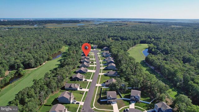 172 LAQUINTA DR, Egg Harbor Township, NJ 08234