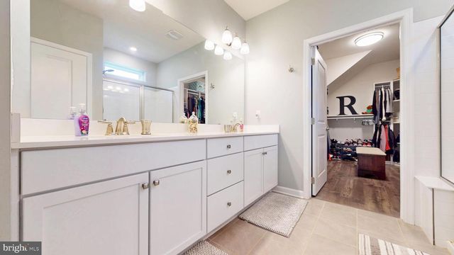 172 LAQUINTA DR, Egg Harbor Township, NJ 08234