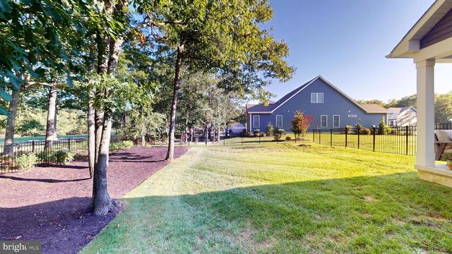 172 LAQUINTA DR, Egg Harbor Township, NJ 08234