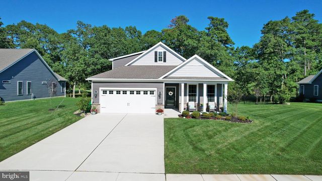 172 LAQUINTA DR, Egg Harbor Township, NJ 08234