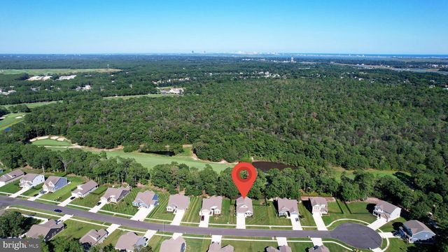 172 LAQUINTA DR, Egg Harbor Township, NJ 08234