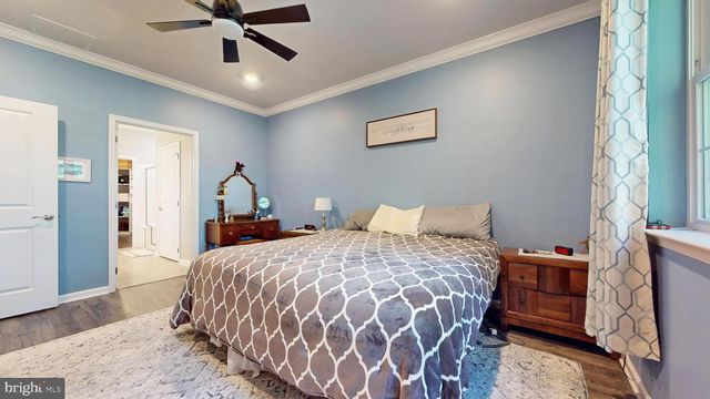 172 LAQUINTA DR, Egg Harbor Township, NJ 08234