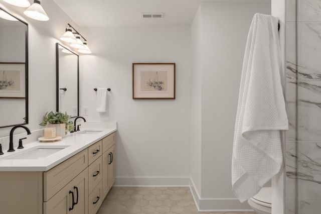 135 Hart, Nashville, TN 37207