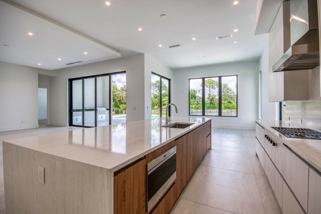 18409 Symphony Court, Jupiter, FL 33458