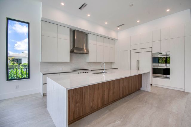 18409 Symphony Court, Jupiter, FL 33458