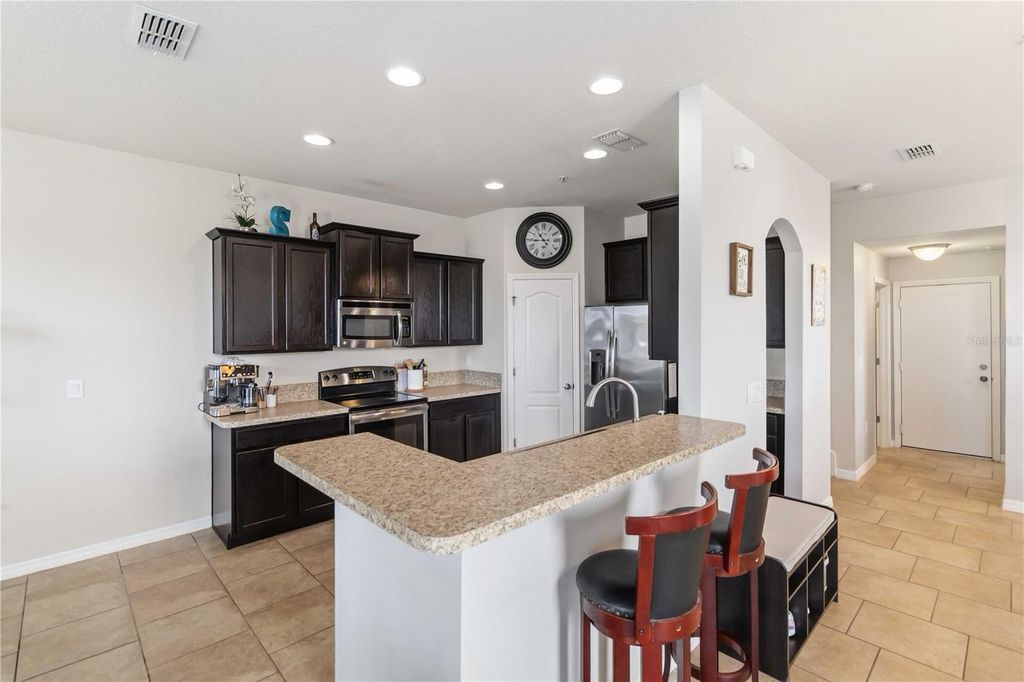 Image 12 of property listing at 6560 S GOLDENROD ROAD 79C, Orlando, FL 32822