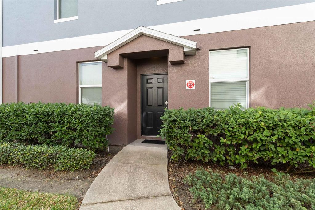 Image 4 of property listing at 6560 S GOLDENROD ROAD 79C, Orlando, FL 32822