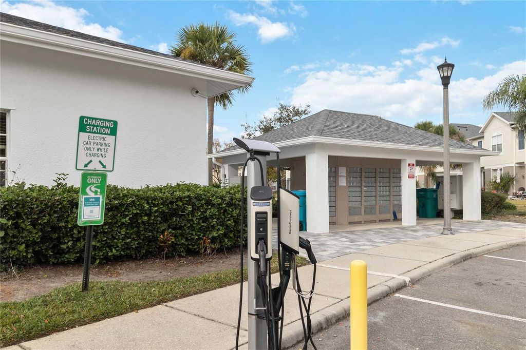Image 36 of property listing at 6560 S GOLDENROD ROAD 79C, Orlando, FL 32822