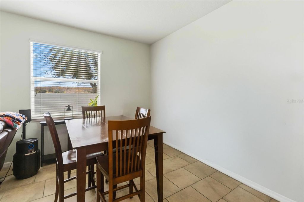 Image 9 of property listing at 6560 S GOLDENROD ROAD 79C, Orlando, FL 32822