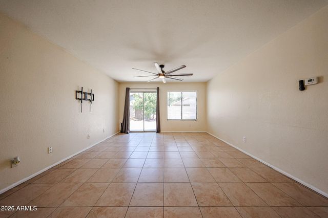 1098 E NARDINI Street, San Tan Valley, AZ 85140