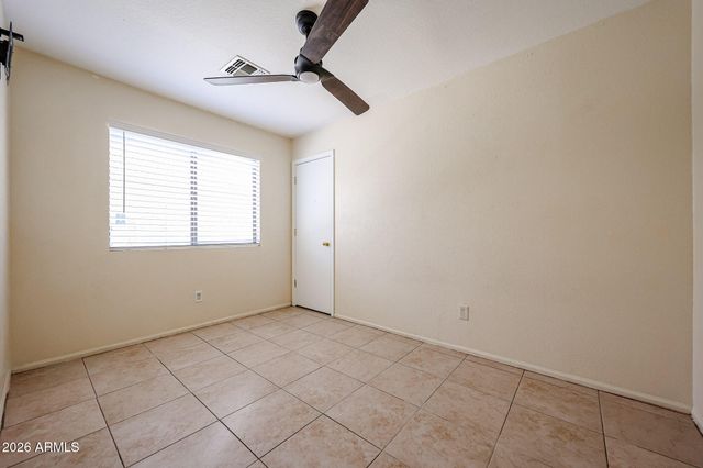 1098 E NARDINI Street, San Tan Valley, AZ 85140