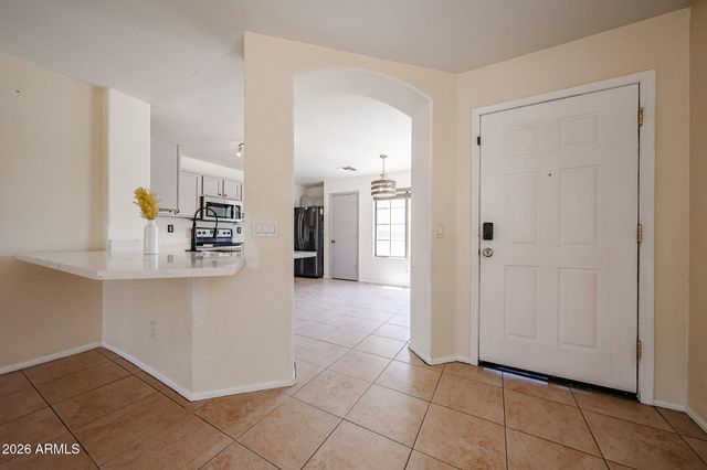 1098 E NARDINI Street, San Tan Valley, AZ 85140