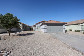 1098 E NARDINI Street, San Tan Valley, AZ 85140
