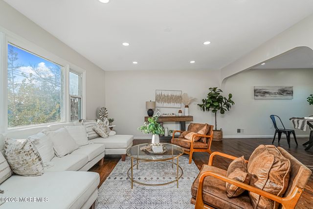 540 Ensign Avenue, Beachwood, NJ 08722