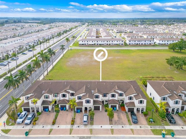 23082 SW 127th Pl 0, Miami, FL 33170