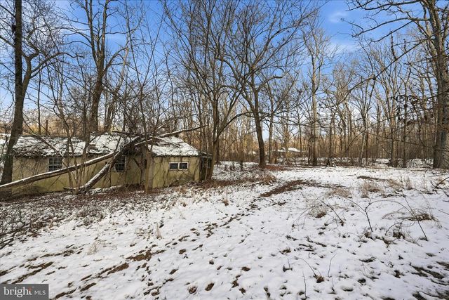 19200 CHARLES TOWN RD, Harpers Ferry, WV 25425