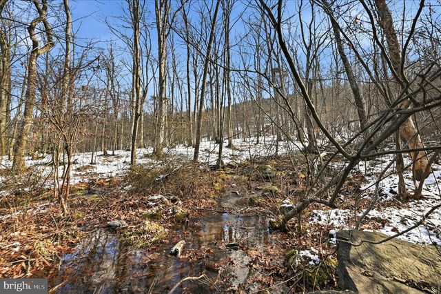 19200 CHARLES TOWN RD, Harpers Ferry, WV 25425