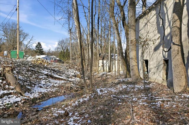 19200 CHARLES TOWN RD, Harpers Ferry, WV 25425