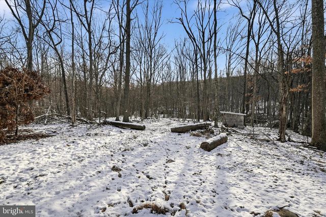 19200 CHARLES TOWN RD, Harpers Ferry, WV 25425