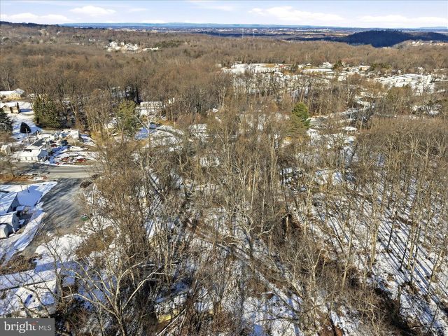 19200 CHARLES TOWN RD, Harpers Ferry, WV 25425