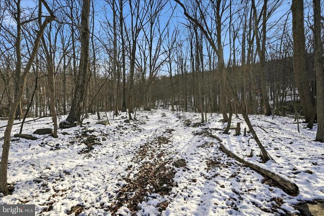 19200 CHARLES TOWN RD, Harpers Ferry, WV 25425