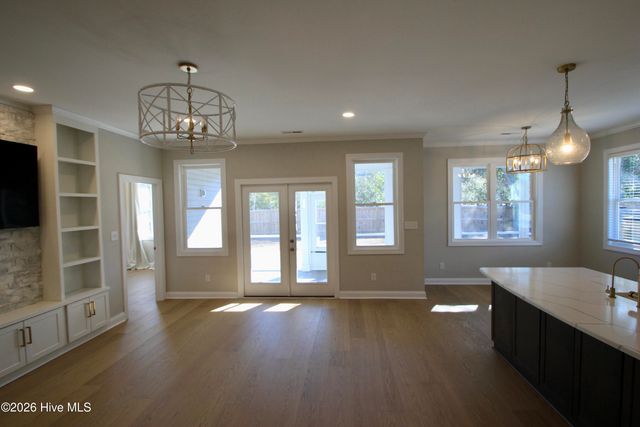 102 Evergreen Lane, Atlantic Beach, NC 28512