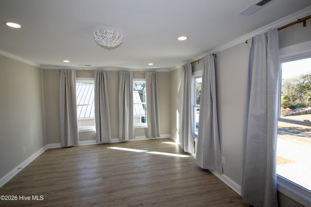 102 Evergreen Lane, Atlantic Beach, NC 28512