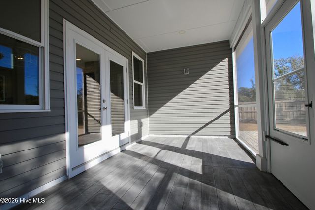 102 Evergreen Lane, Atlantic Beach, NC 28512