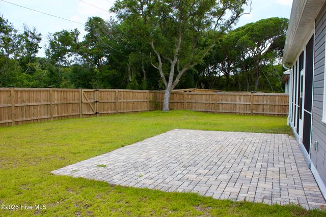 102 Evergreen Lane, Atlantic Beach, NC 28512