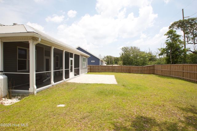 102 Evergreen Lane, Atlantic Beach, NC 28512