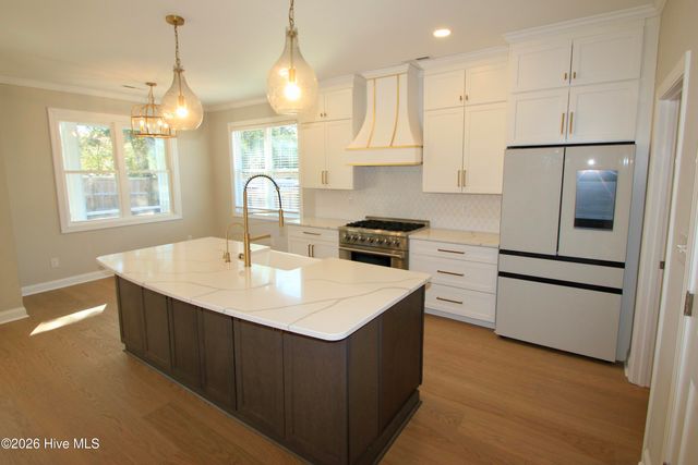 102 Evergreen Lane, Atlantic Beach, NC 28512