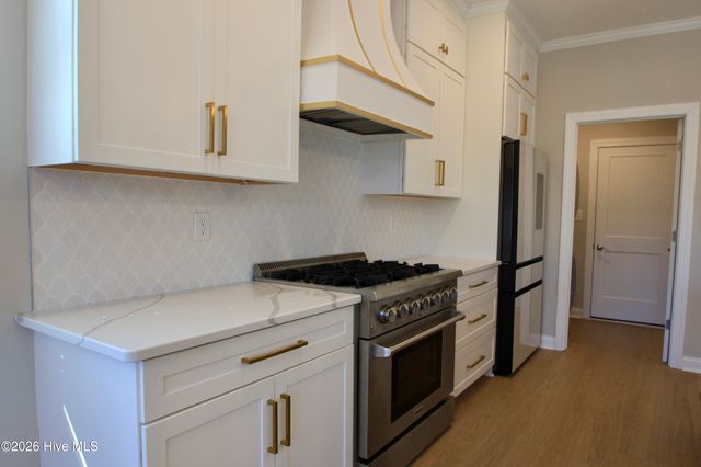 102 Evergreen Lane, Atlantic Beach, NC 28512