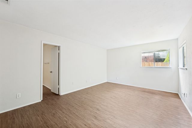 4708 Woodfield Drive, Arlington, TX 76016