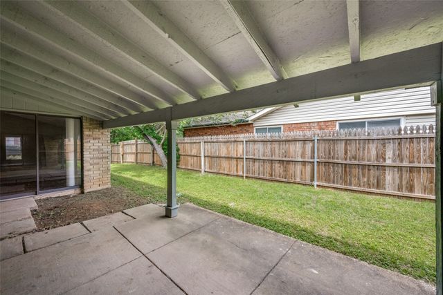 4708 Woodfield Drive, Arlington, TX 76016