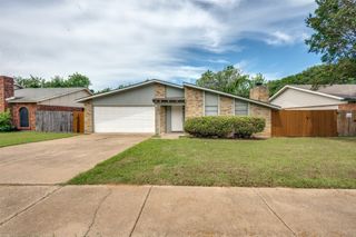 4708 Woodfield Drive, Arlington, TX 76016