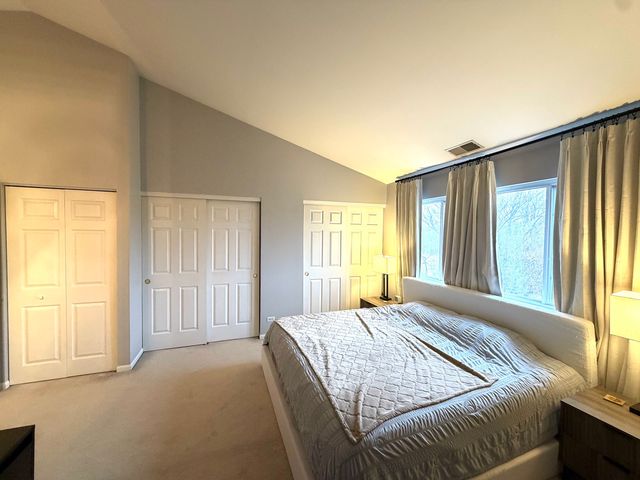 8419 Mystic Trace, Darien, IL 60561