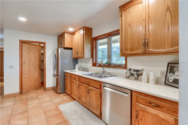 5857 Allred Road, Mariposa, CA 95338