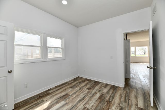 1926 Main Street, Elwood, IN 46036