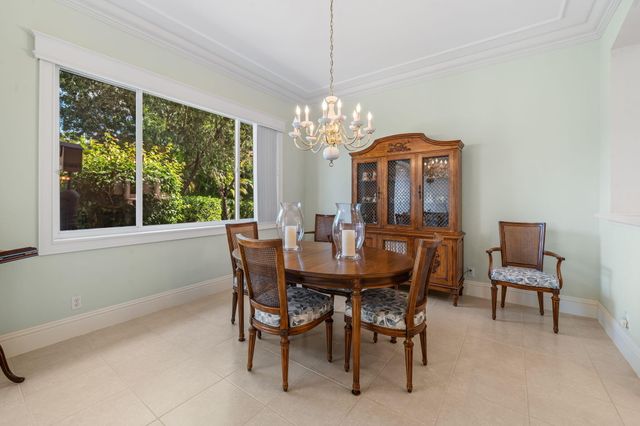 9139 Bay Harbour Circle, West Palm Beach, FL 33411