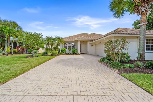 9139 Bay Harbour Circle, West Palm Beach, FL 33411