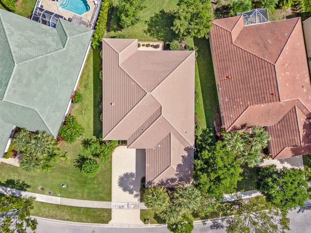 9139 Bay Harbour Circle, West Palm Beach, FL 33411